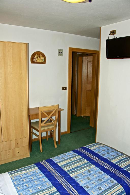Albergo Ristorante Iris Auronzo di Cadore Rom bilde