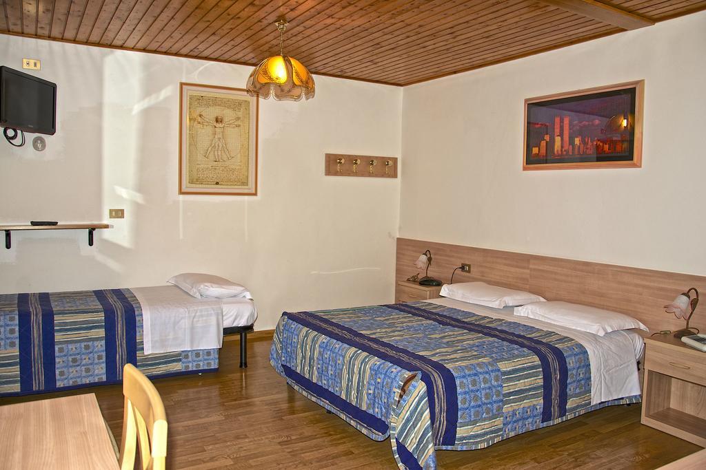 Albergo Ristorante Iris Auronzo di Cadore Eksteriør bilde