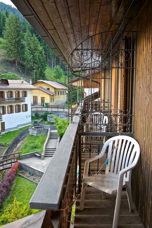 Albergo Ristorante Iris Auronzo di Cadore Eksteriør bilde